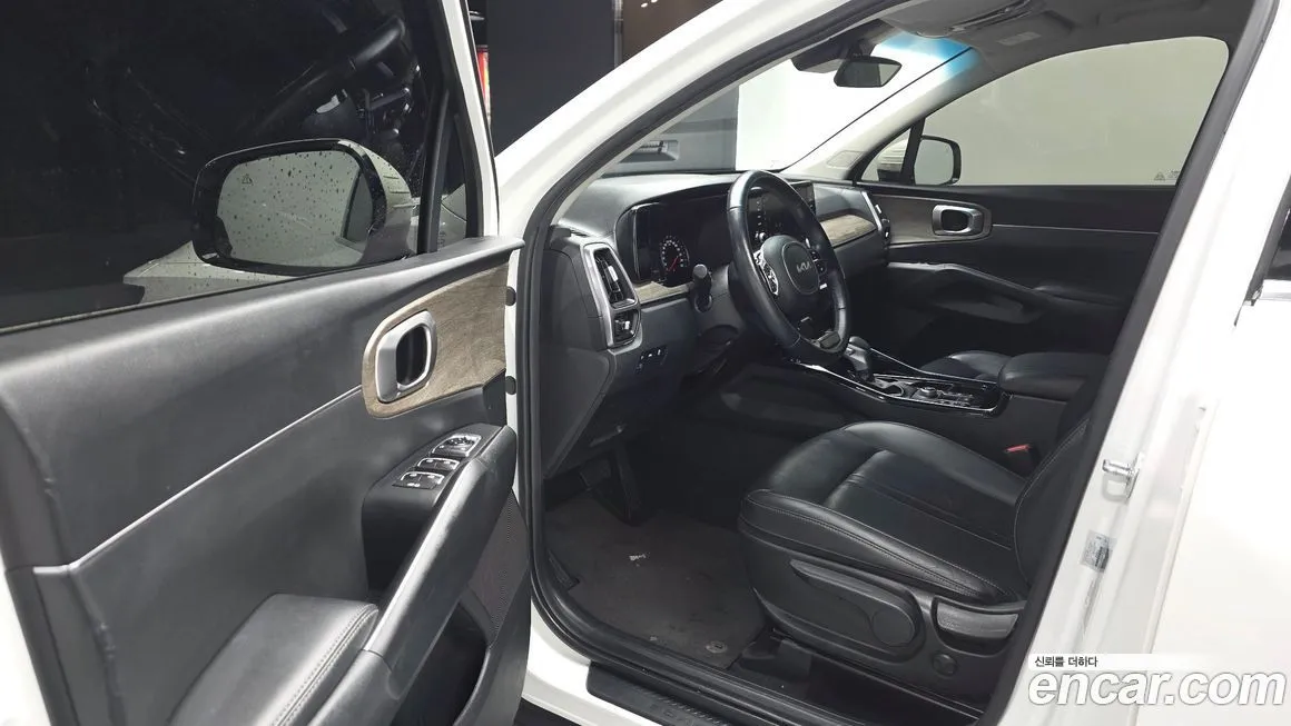 Kia Sorento — фото 7