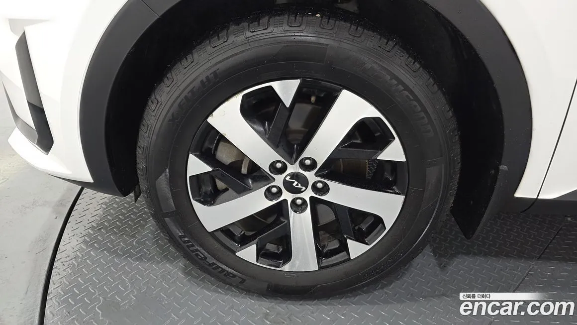 Kia Sorento — фото 5