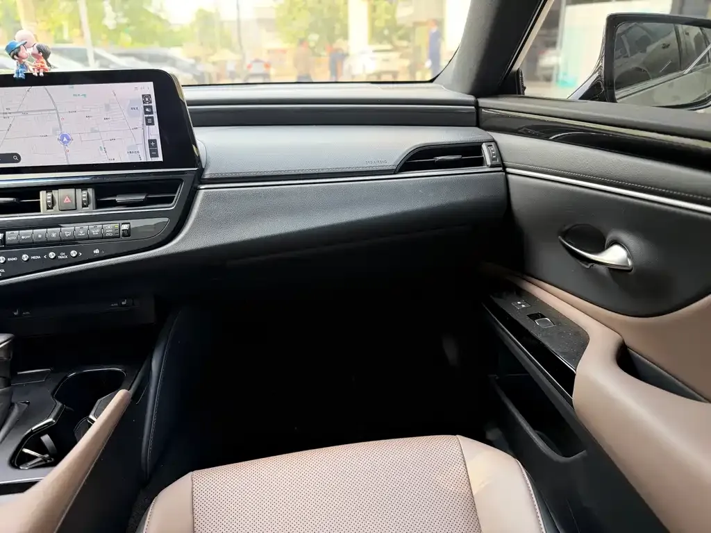 Lexus ES 2024 из CN, фото 6
