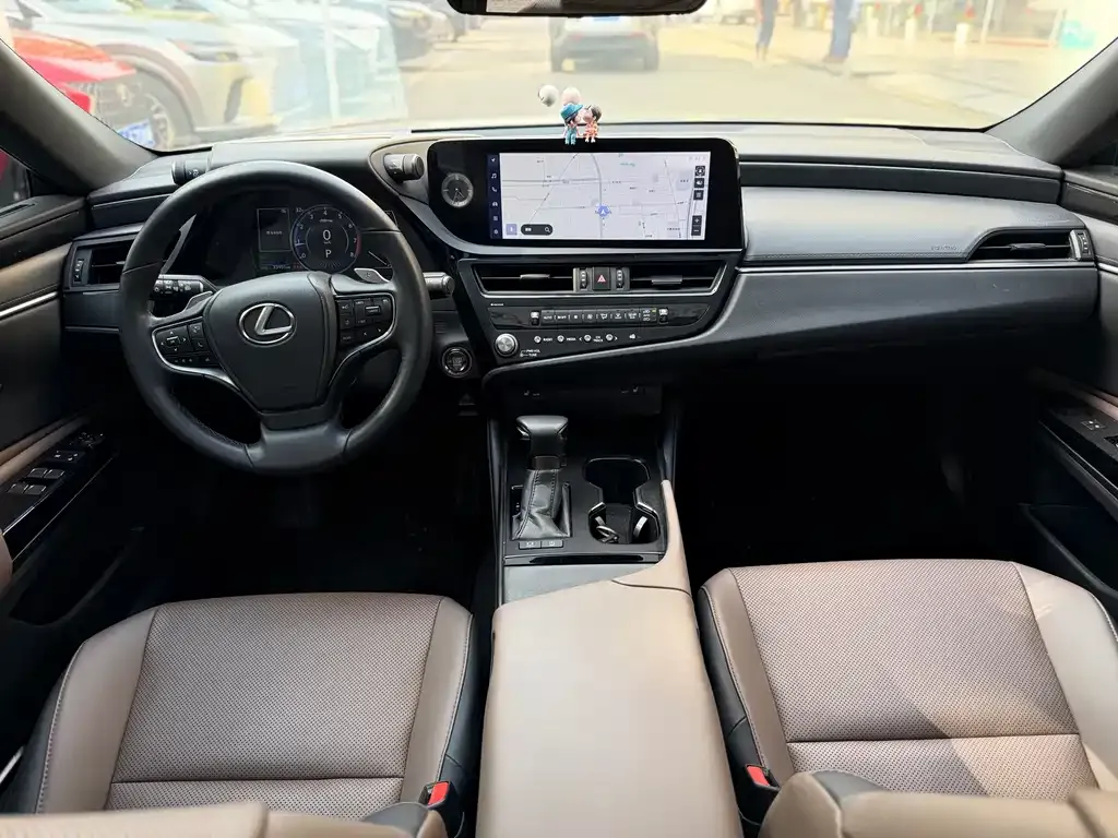 Lexus ES 2024 из CN, фото 8