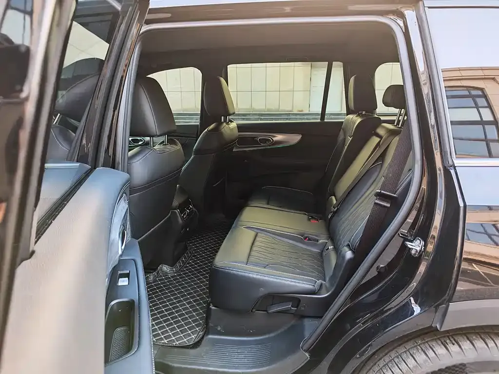 GAC Motor Trumpchi GS8 — фото 2