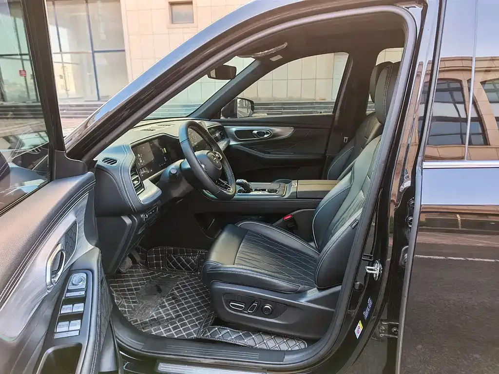 GAC Motor Trumpchi GS8 — фото 6