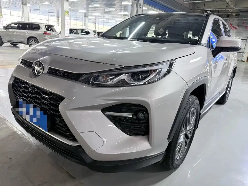 Toyota Wildlander — фото 1