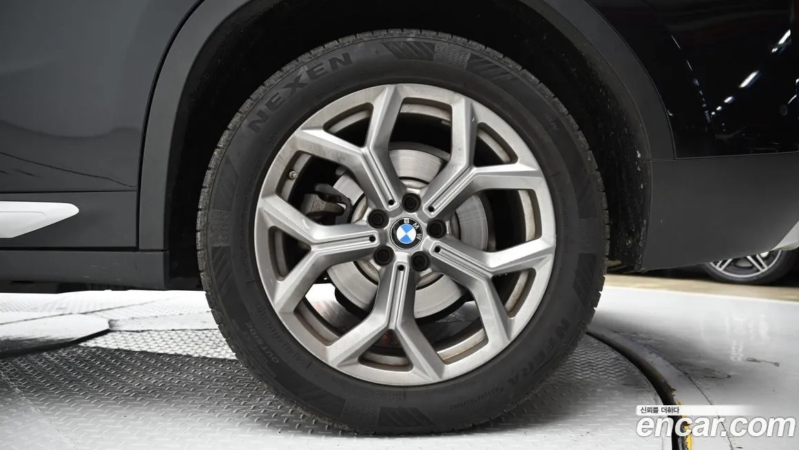 BMW X4 — фото 10