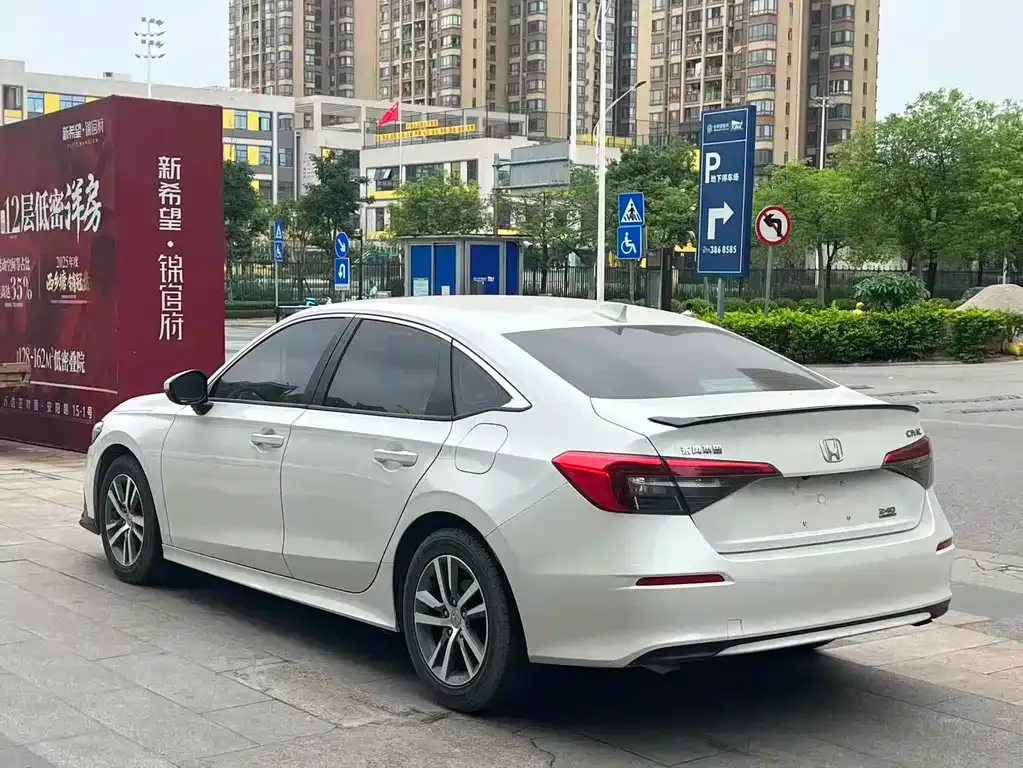 Honda Civic — фото 5