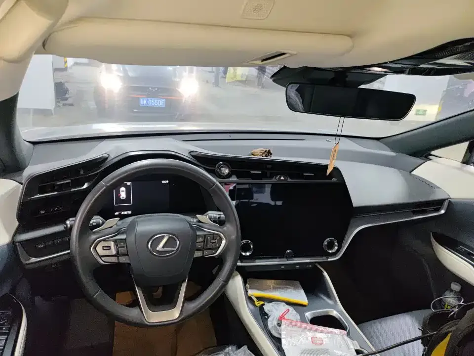 Lexus RZ 2023 из CN, фото 4