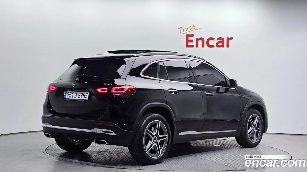 Mercedes-Benz GLA-Class — фото 4