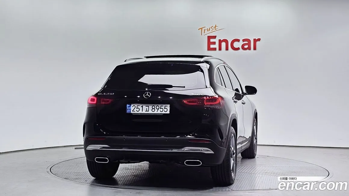 Mercedes-Benz GLA-Class — фото 2