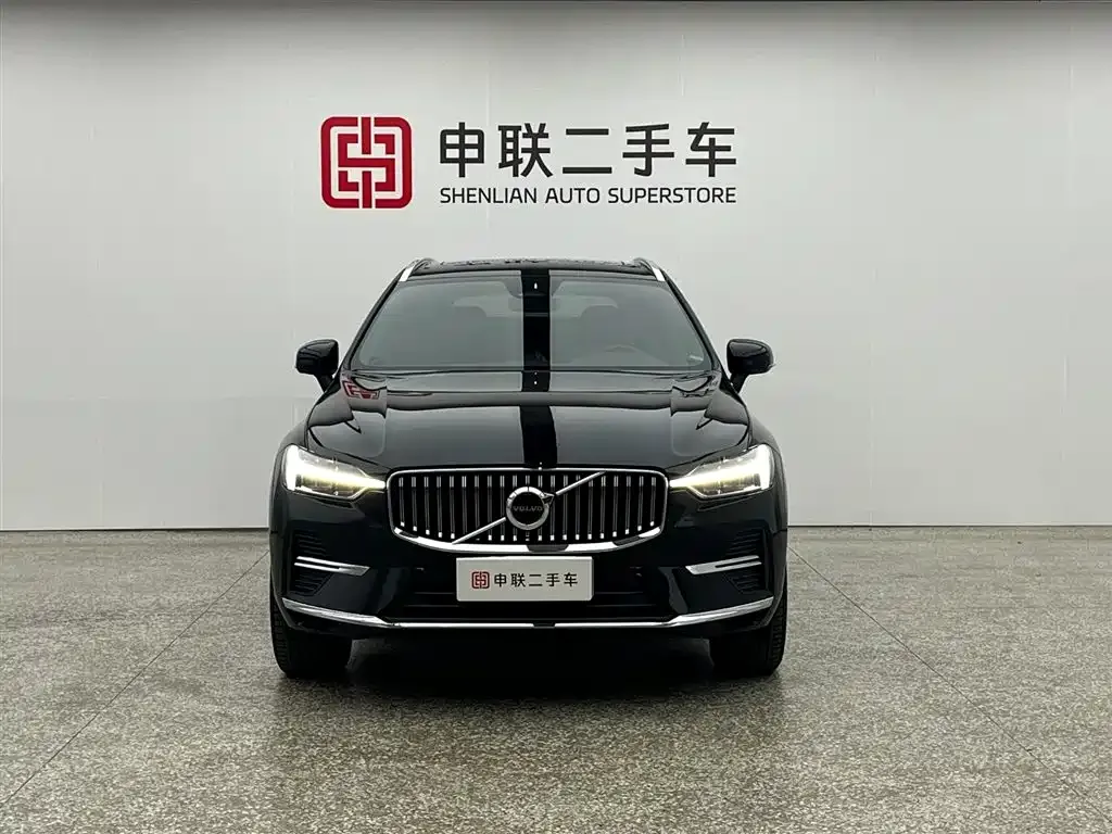 Volvo XC60 — фото 6
