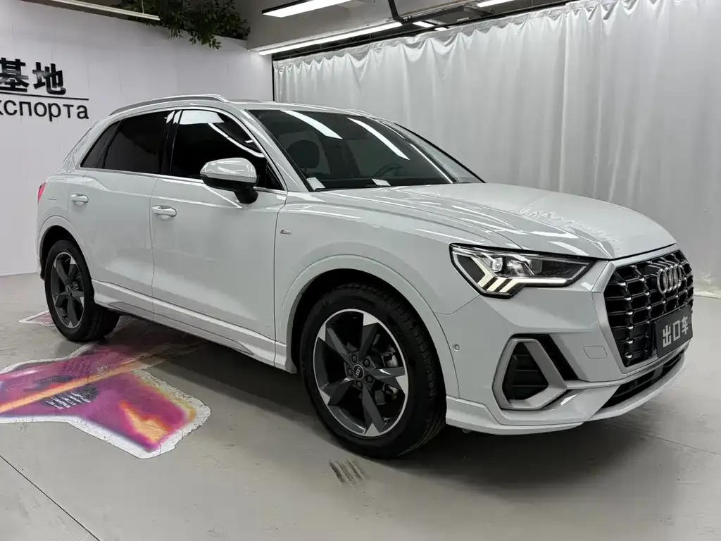 Audi Q3 — фото 7