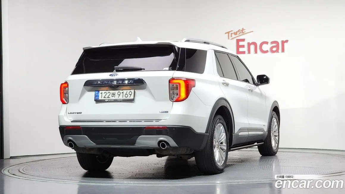 Ford Explorer 2022 из KR, фото 2