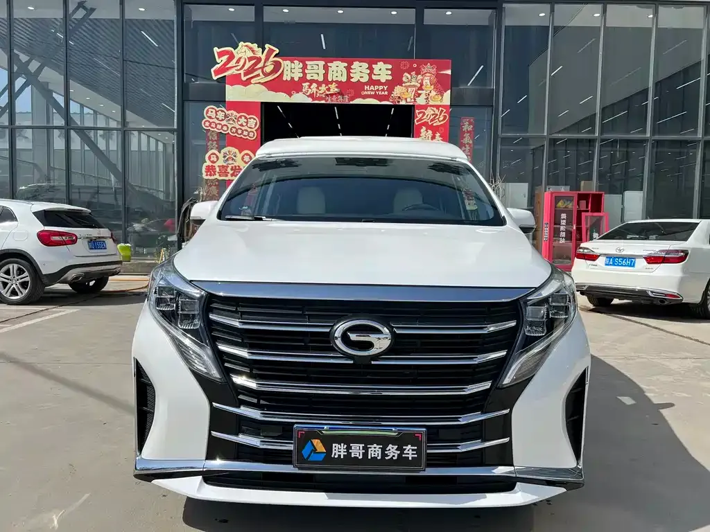 GAC Motor Trumpchi M8 — фото 2