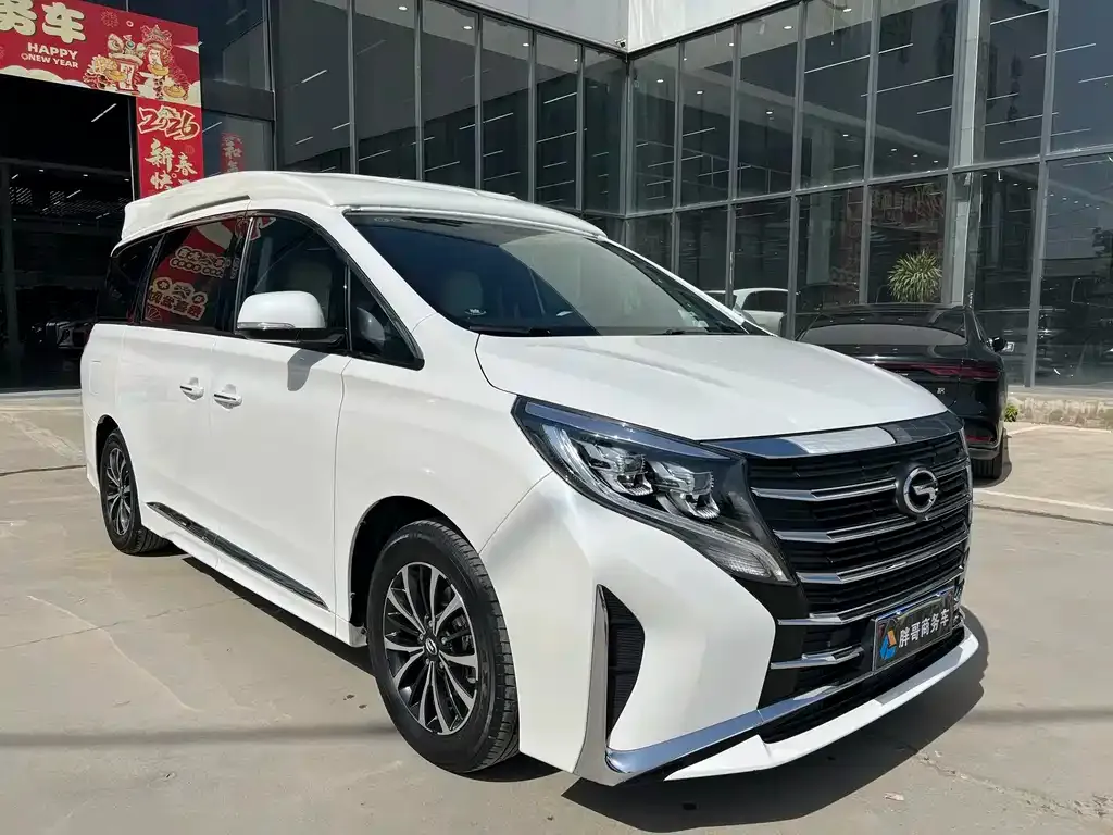 GAC Motor Trumpchi M8 — фото 10