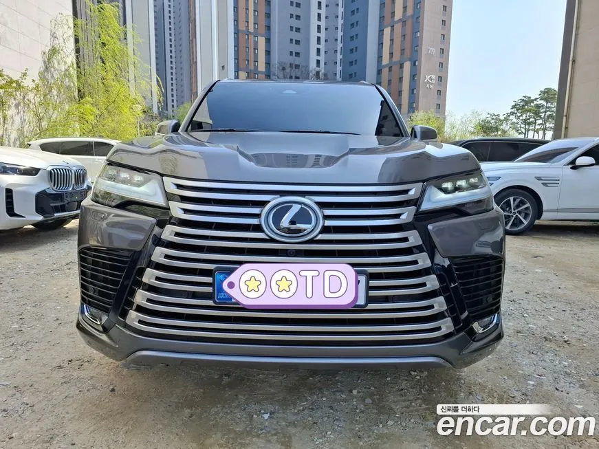 Lexus LX