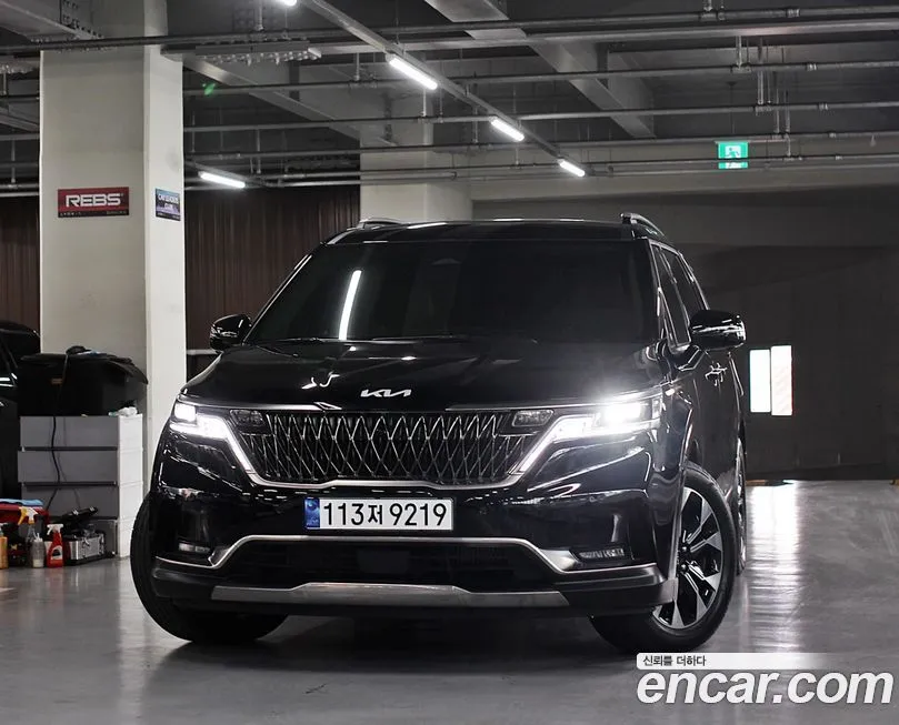 Kia Carnival 2023 из KR, фото 1