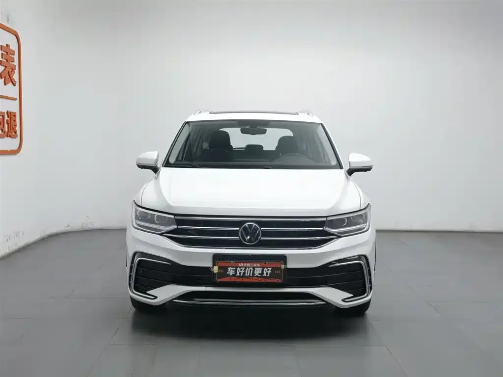 Volkswagen Tiguan L — фото 4