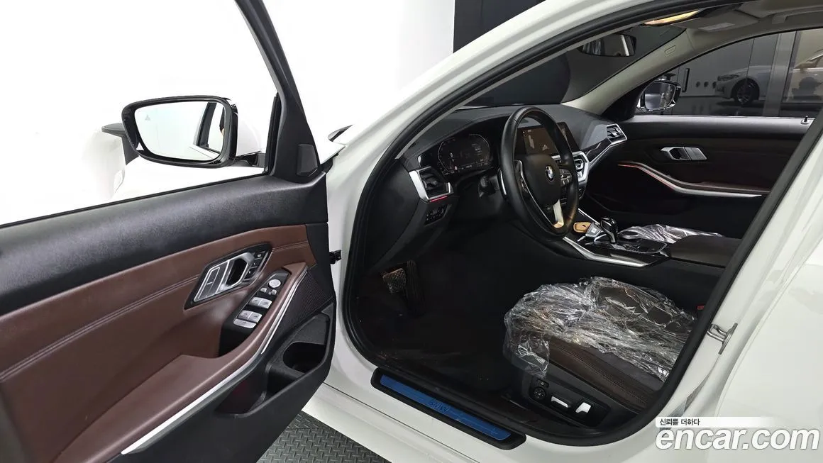 BMW 3-Series 2022 из KR, фото 7