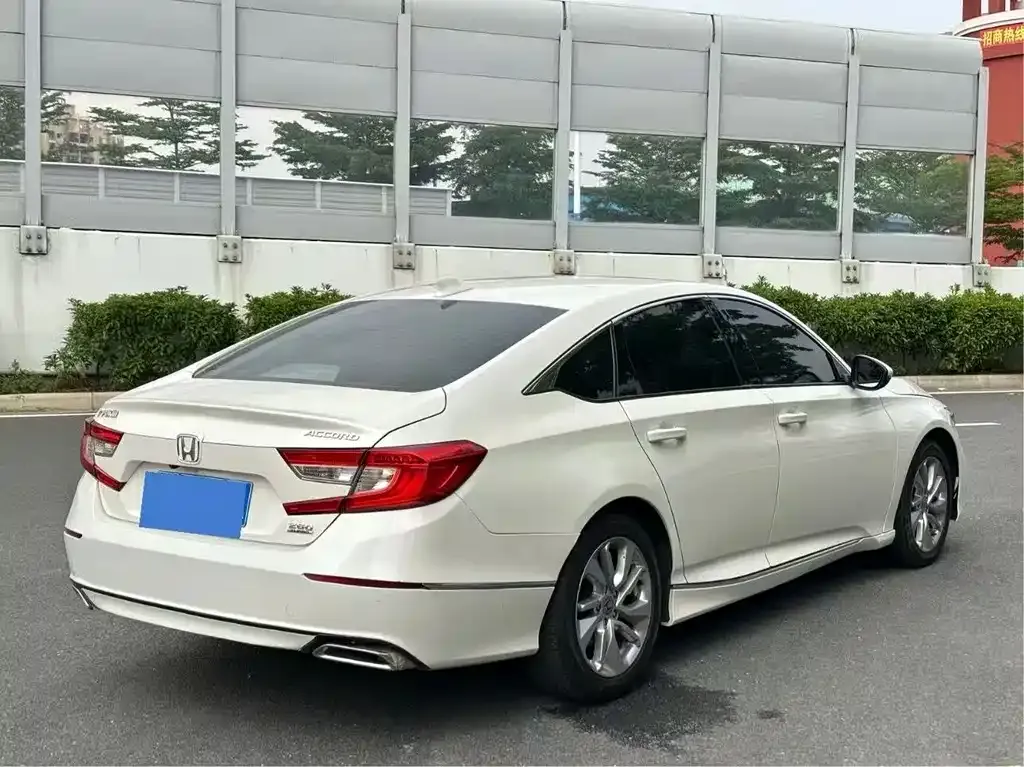 Honda Accord 2021 из CN, фото 2