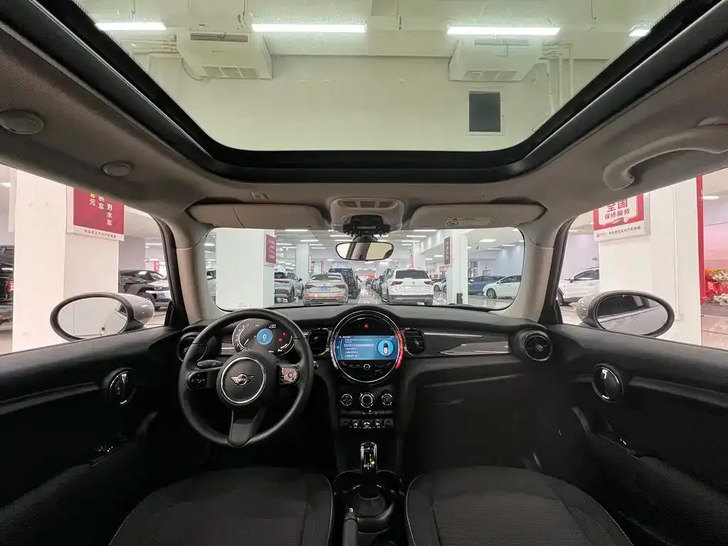 MINI Cooper (3-door) 2024 из CN, фото 4