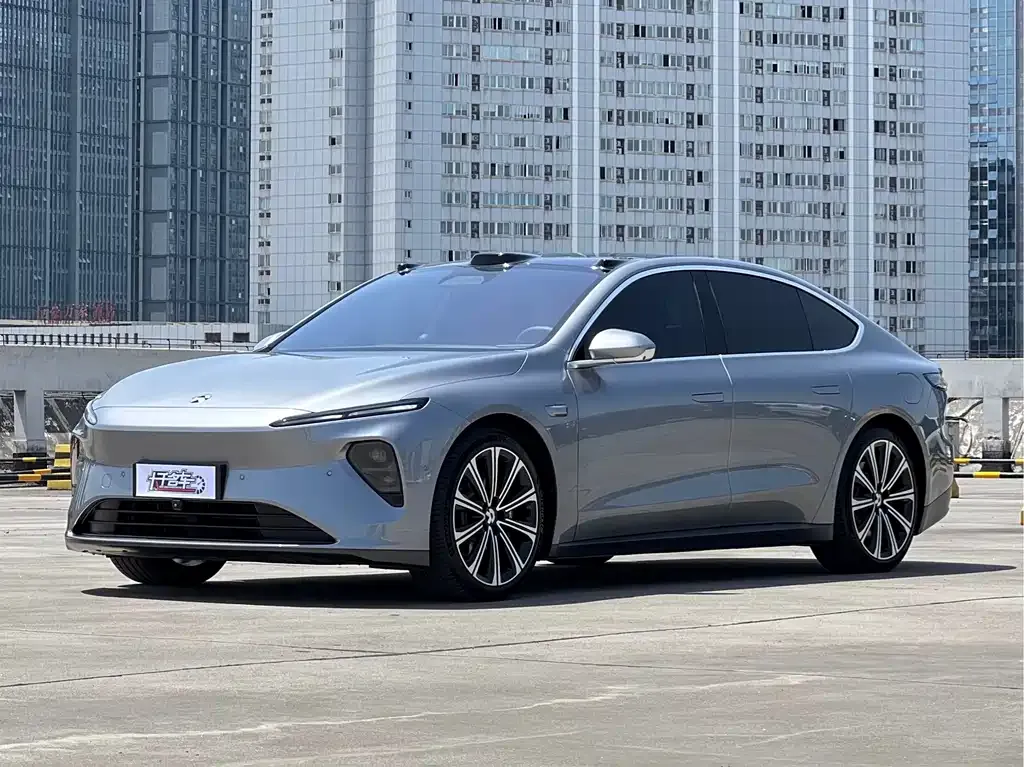 NIO ET7