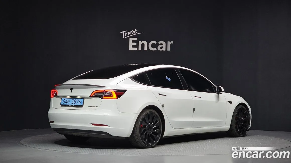 Tesla Model 3 2022 из KR, фото 5