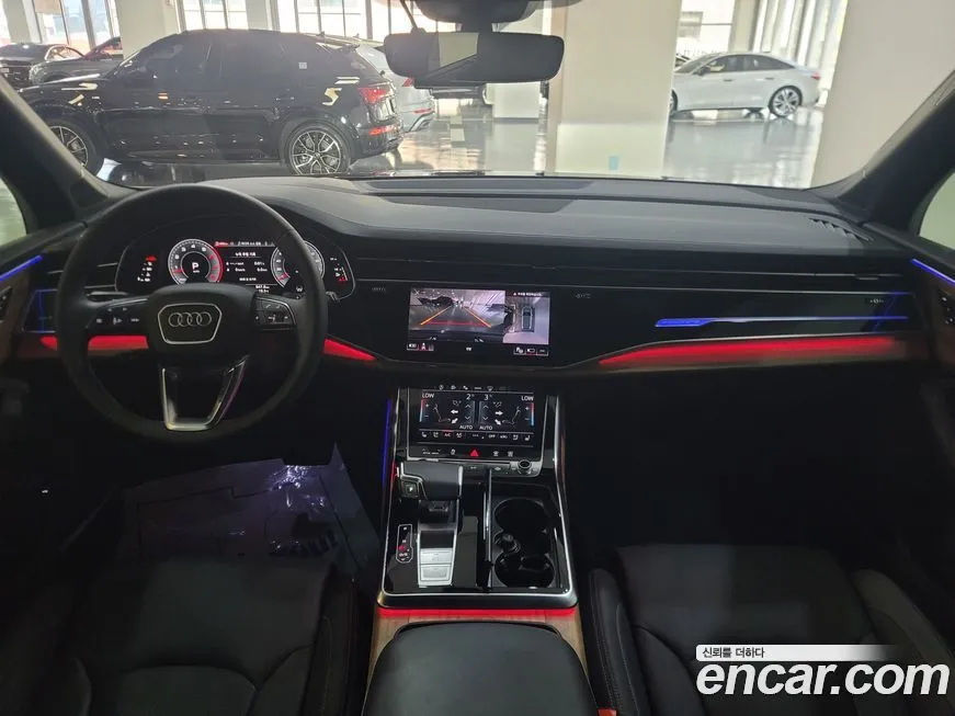 Audi Q7 2025 из KR, фото 2