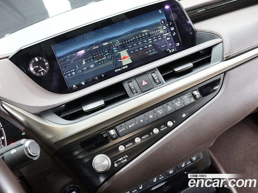Lexus ES 2021 из KR, фото 5