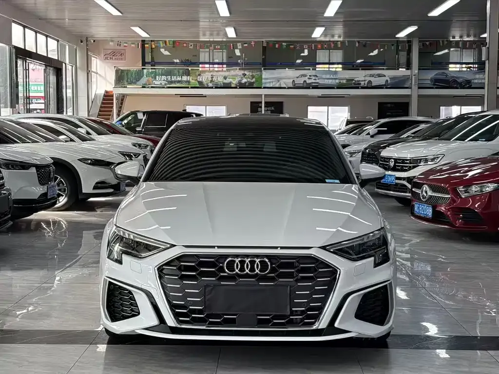Audi A3 — фото 9