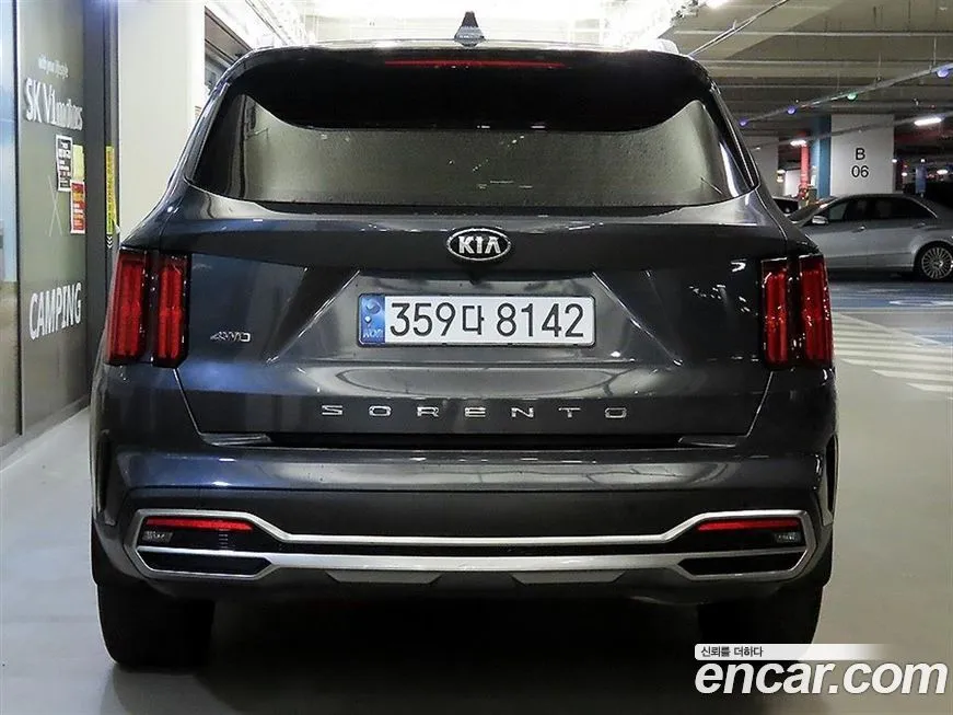 Kia Sorento — фото 6