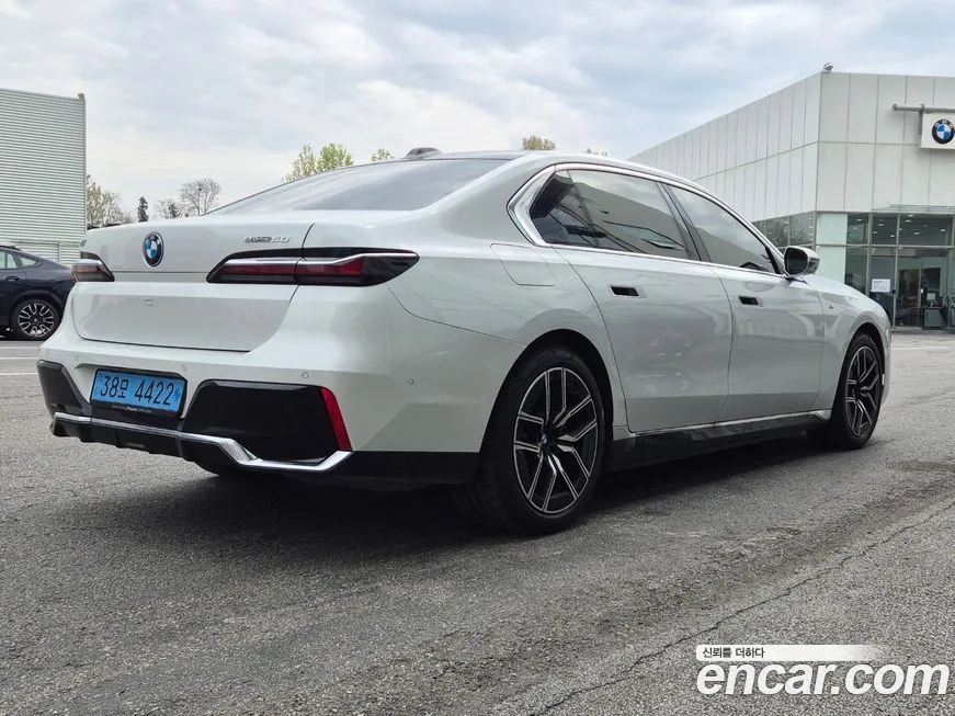 BMW i7 2024 из KR, фото 6
