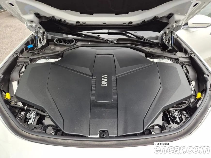 BMW i7 2024 из KR, фото 4