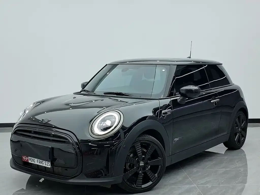 MINI Cooper (3-door) — фото 1