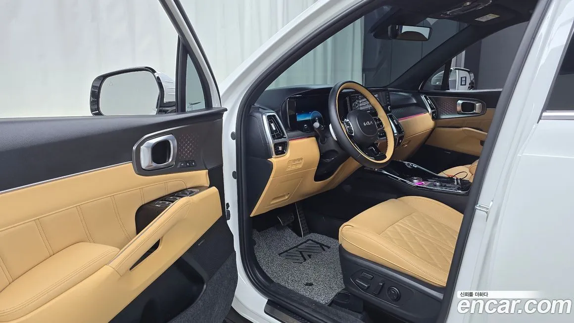 Kia Sorento — фото 7