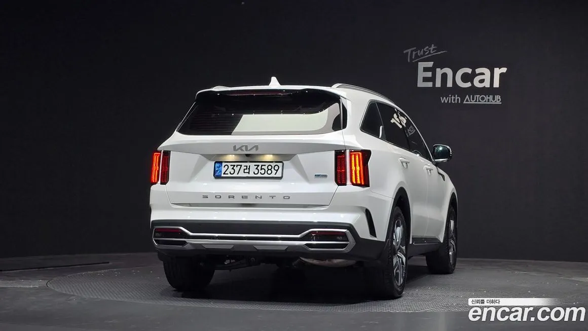 Kia Sorento — фото 4