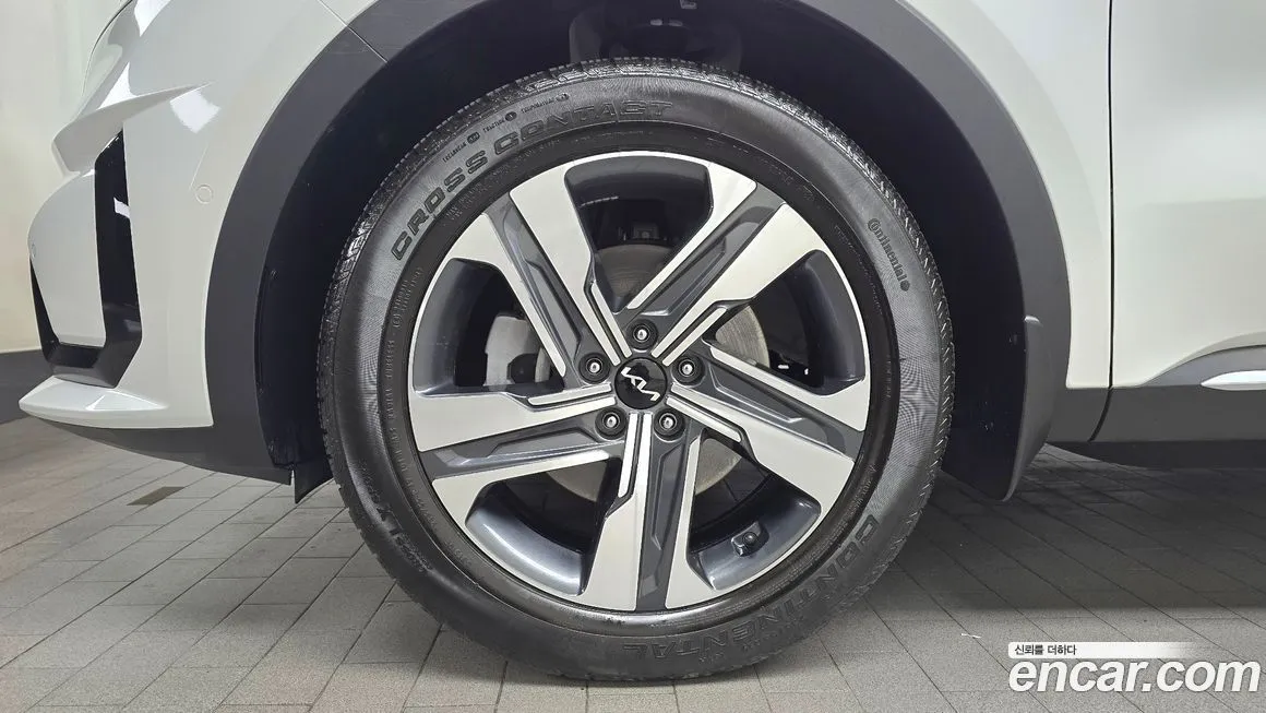 Kia Sorento — фото 9