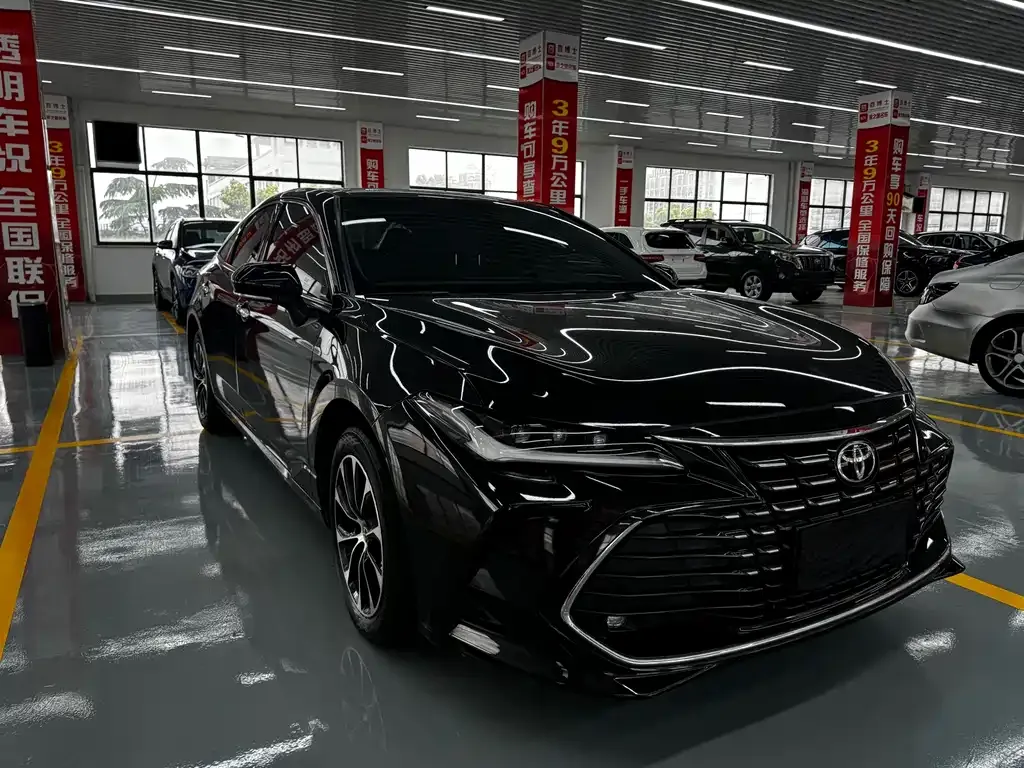 Toyota Avalon — фото 10