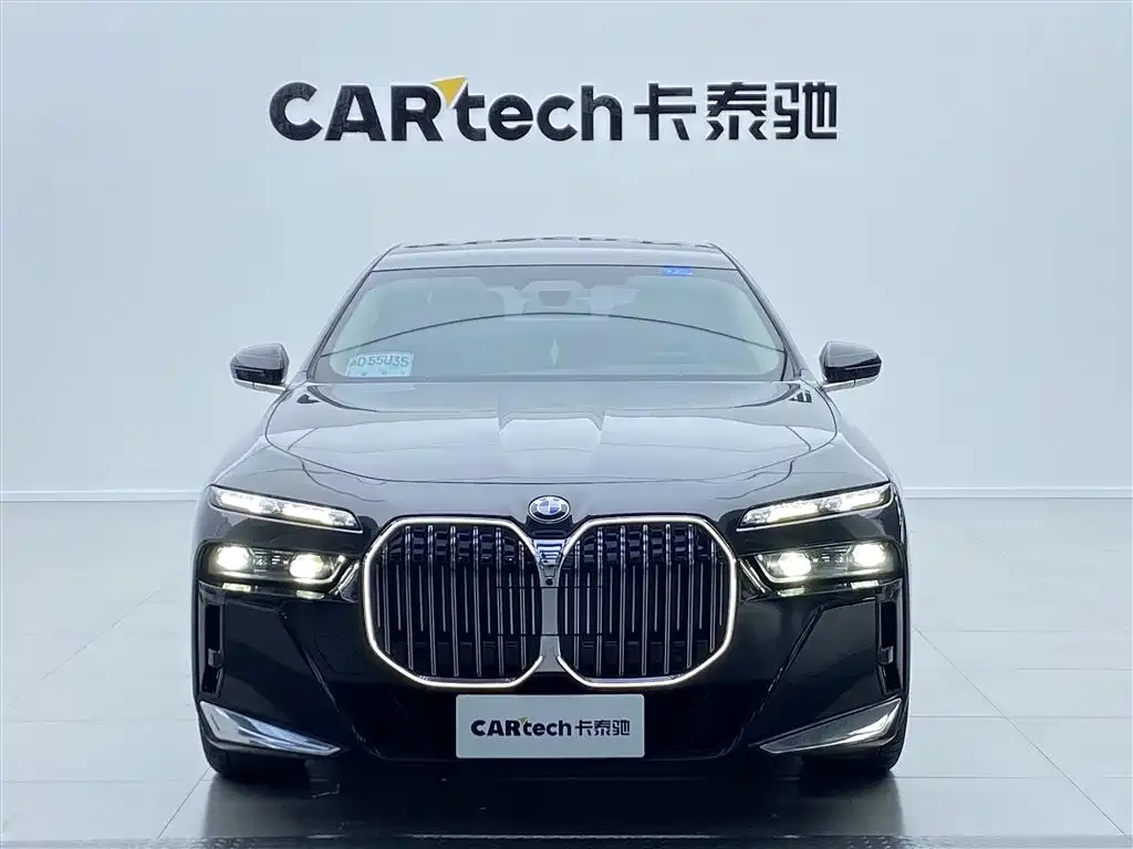 BMW 7 Series — фото 2