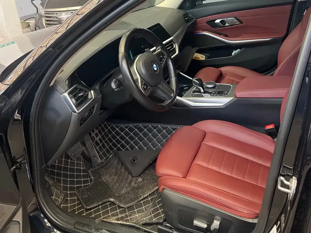 BMW 3 Series 2021 из CN, фото 4