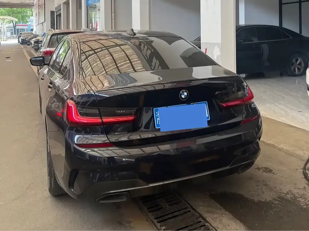 BMW 3 Series 2021 из CN, фото 2