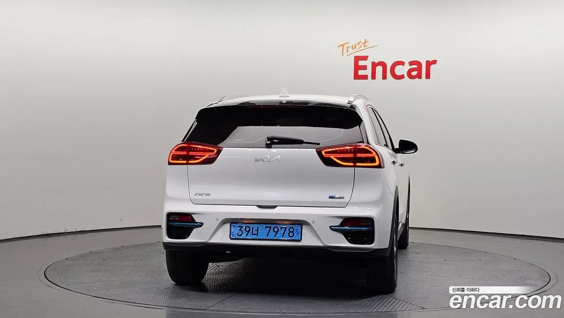 Kia Niro — фото 2