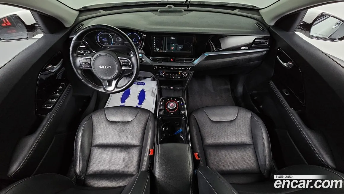 Kia Niro — фото 9