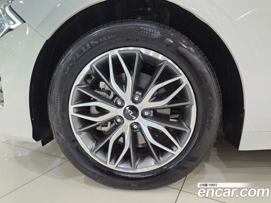 Kia K5 2023 из KR, фото 2
