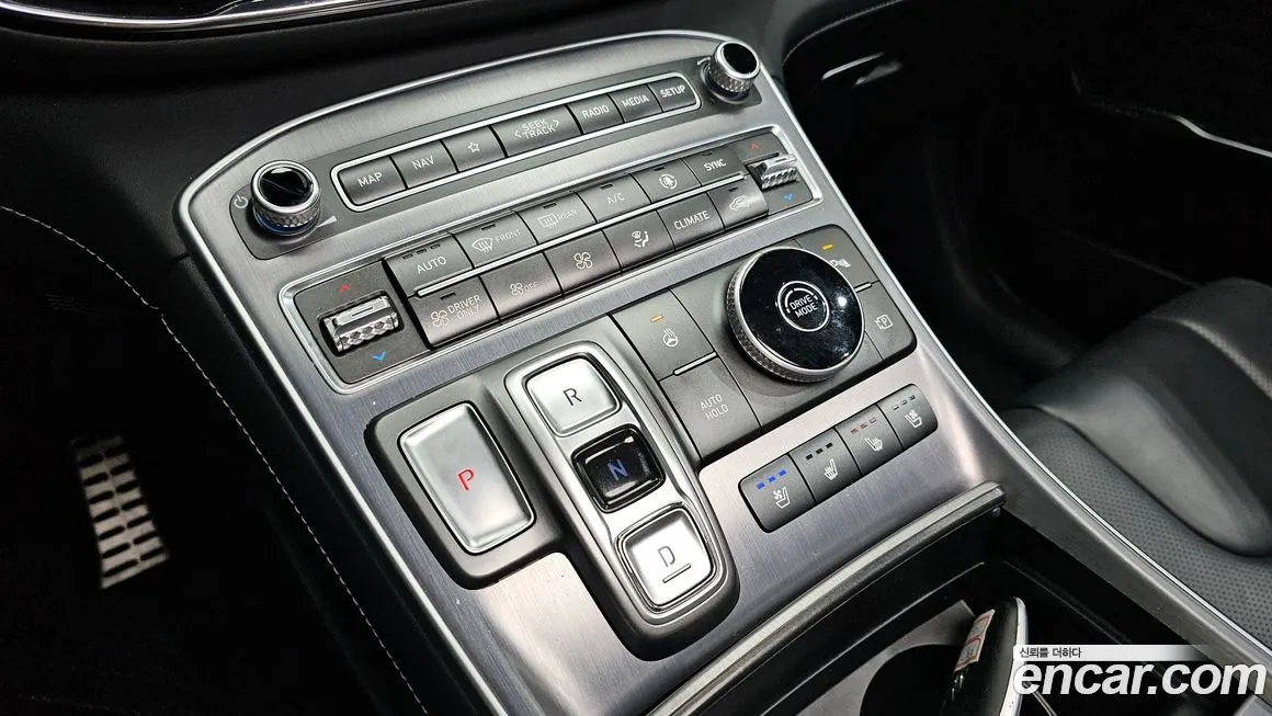 Hyundai Santafe — фото 8