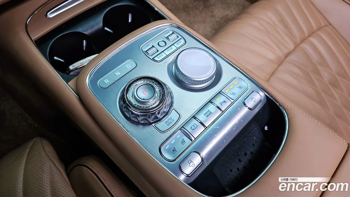 Genesis G90 — фото 9