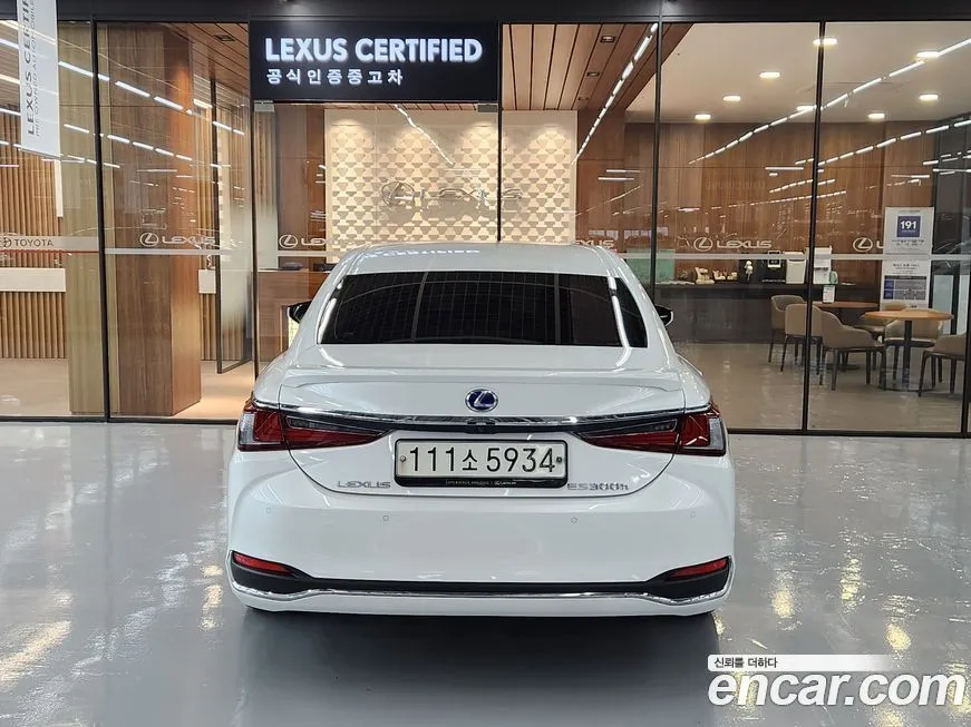 Lexus ES 2021 из KR, фото 5