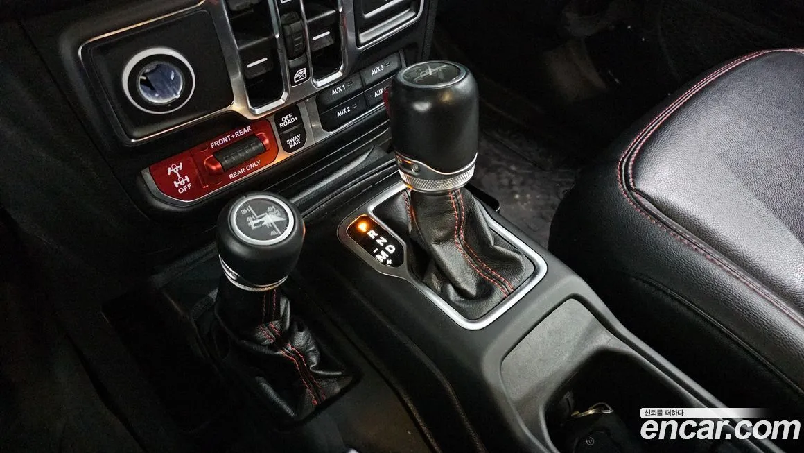 Jeep Gladiator 2021 из KR, фото 10