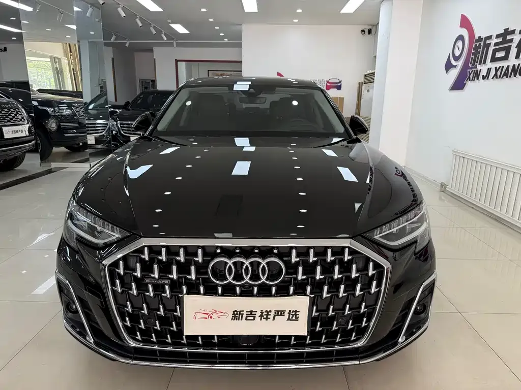 Audi A8 — фото 7