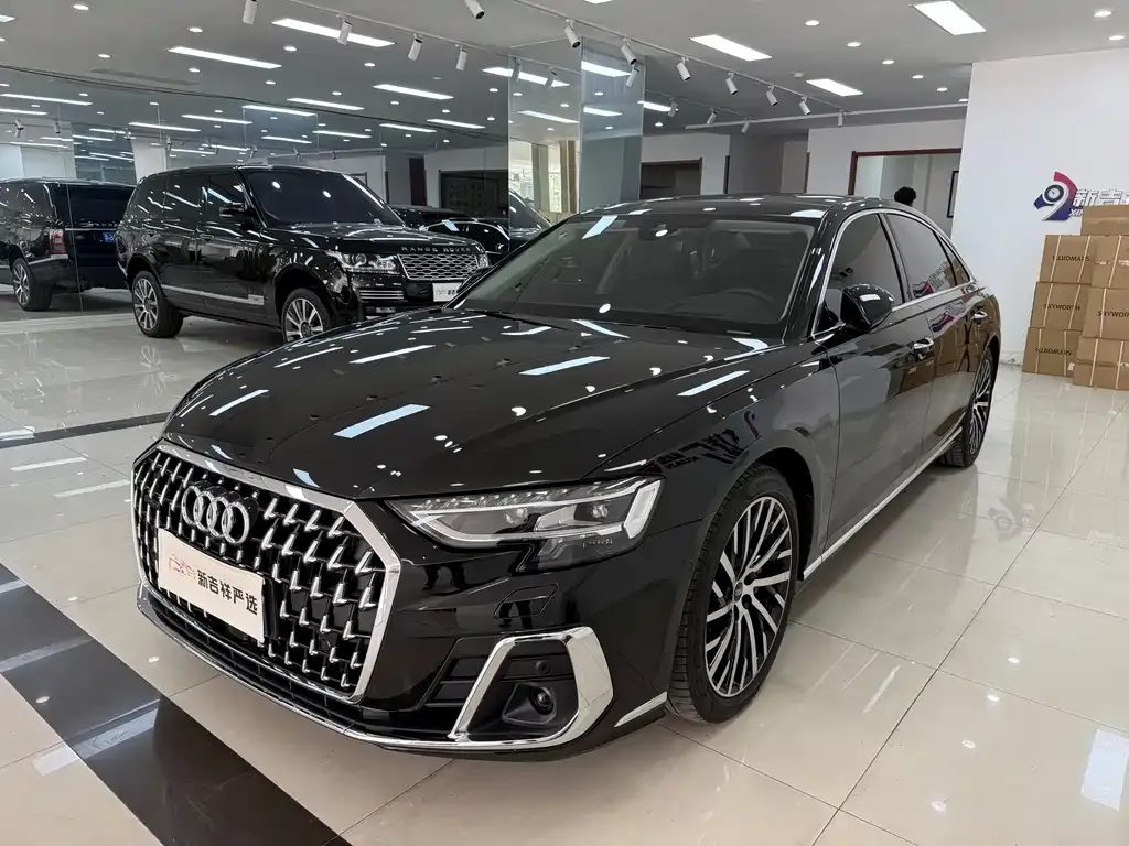 Audi A8 — фото 9
