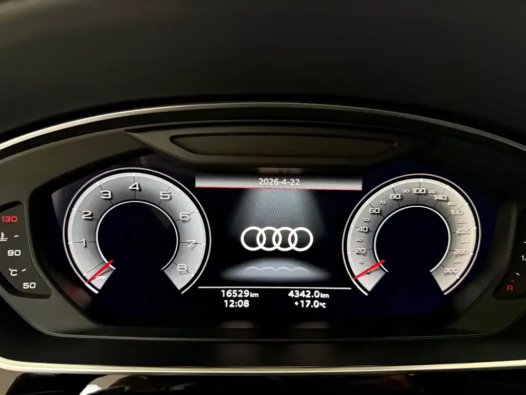 Audi A8 — фото 2