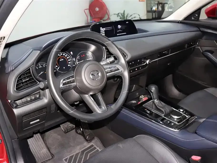 Mazda CX-30 2021 из CN, фото 9